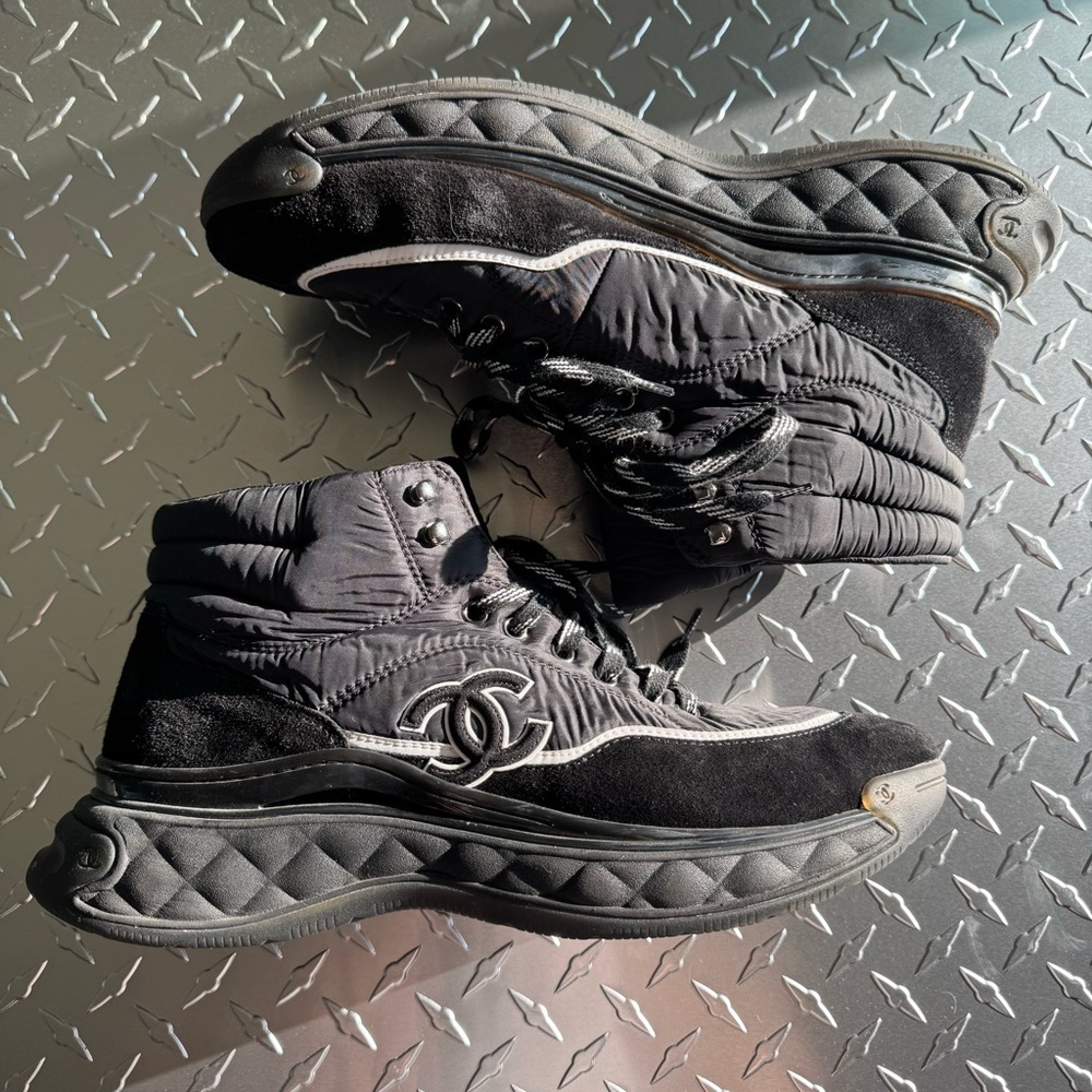 Chanel Logo Hiking Nylon/Suede High Top Sneaker in Black 43 - Picture 2 of 6